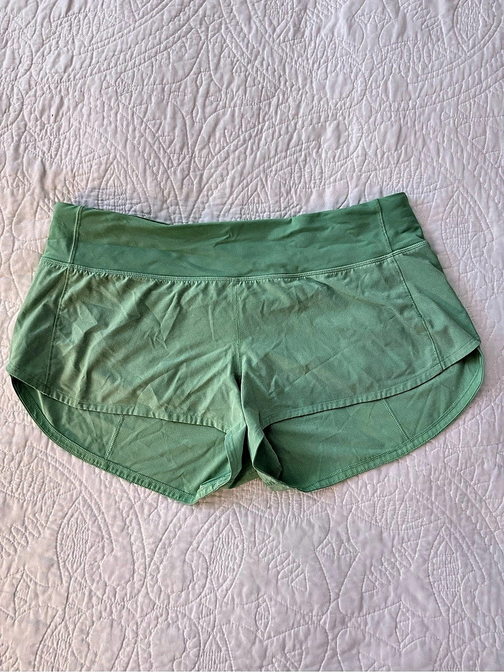 Lululemon Speed Up Short Green Athletic Shorts